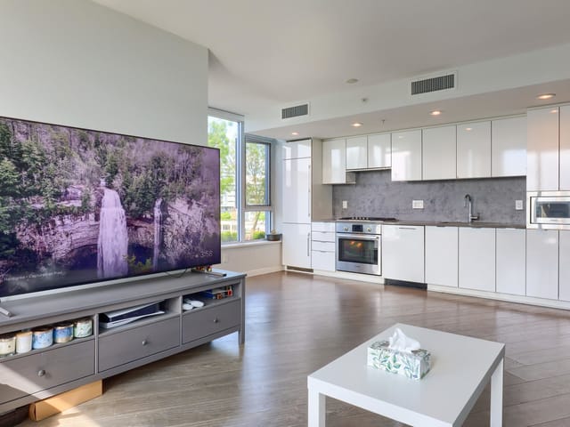 Apartment for sale in Richmond, Richmond, 617 8333 Sweet Avenue, 263083283 | Realtylink.org