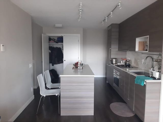 Apartment for sale in Surrey, North Surrey, 3312 13398 104 Avenue, 263083462 | Realtylink.org