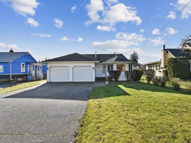House for sale in Chilliwack, Chilliwack, 45430 Bernard Avenue, 263083655 | Realtylink.org