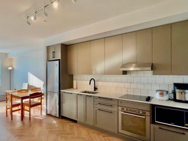 Apartment for sale in Burnaby, Burnaby North, 309 9228 Slopes Mews, 263084044 | Realtylink.org