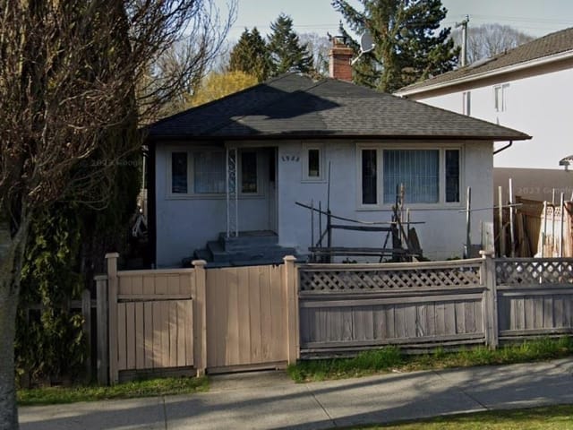 House for sale in Vancouver, Vancouver East, 1953 E Broadway Drive, 263084678 | Realtylink.org