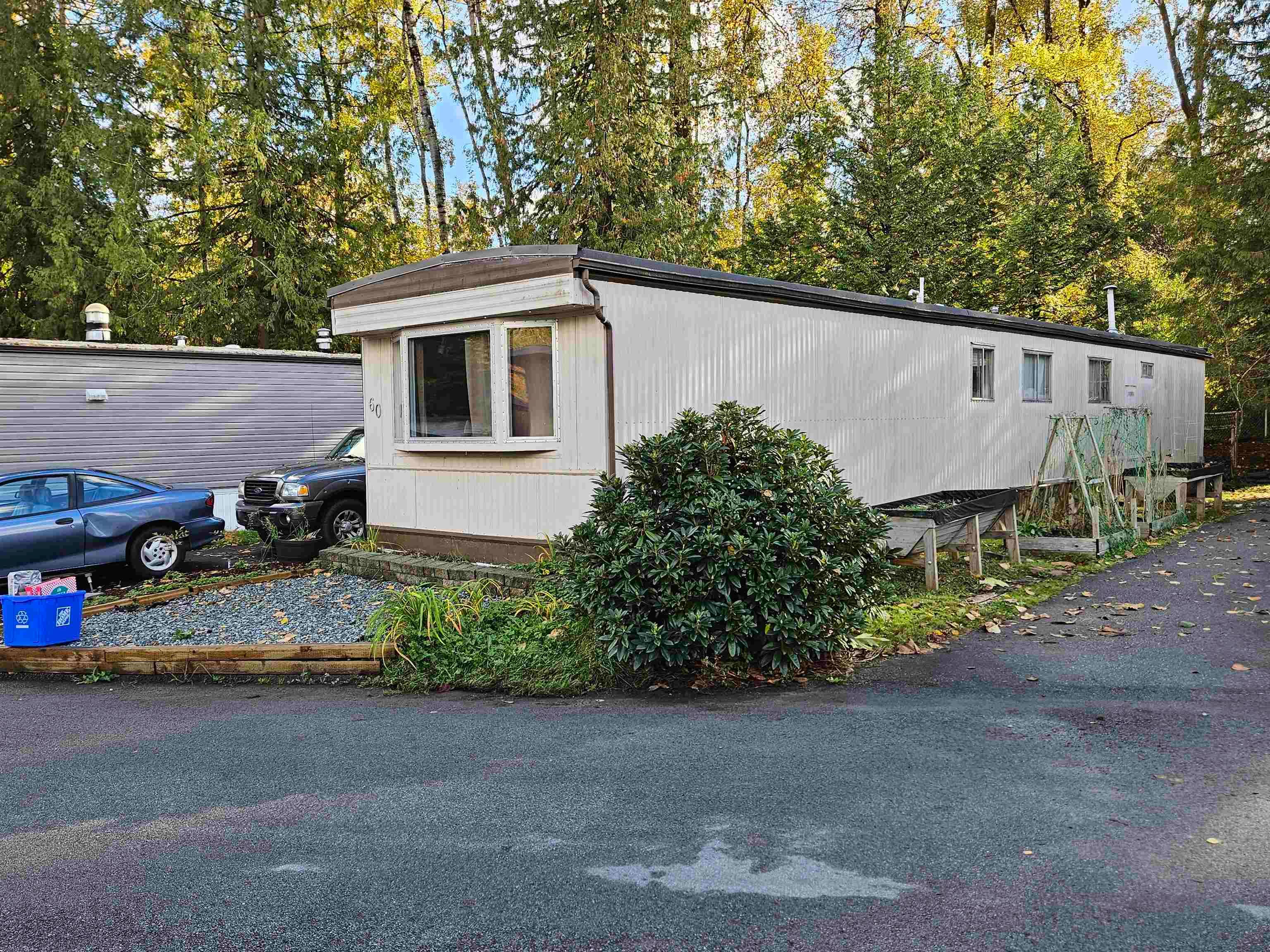 Manufactured Home for sale in Surrey, Surrey, 60 8220 King George Boulevard, 263084867 | Realtylink.org