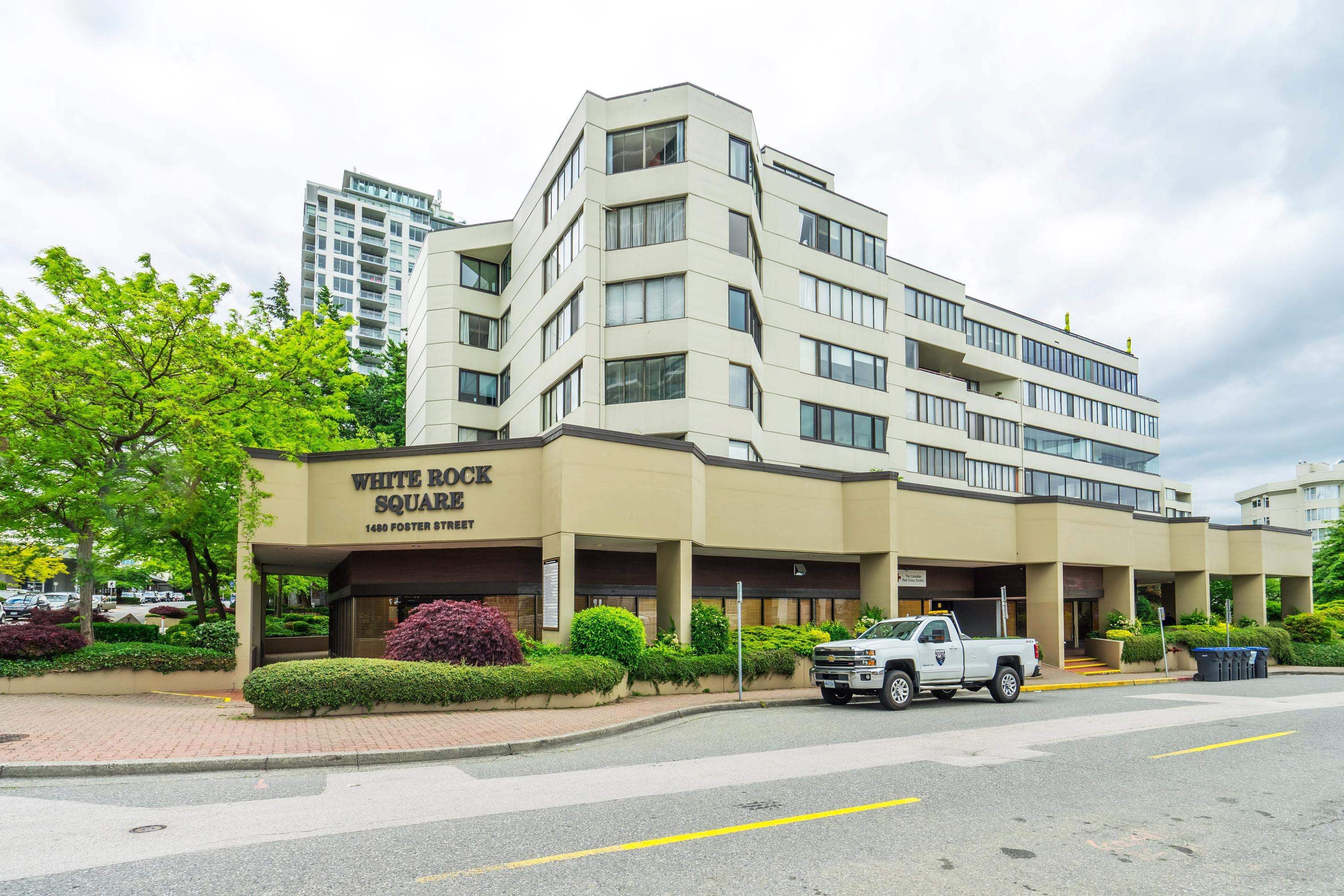 Apartment for sale in White Rock, South Surrey White Rock, 402 1480 Foster Street, 263085167 | Realtylink.org