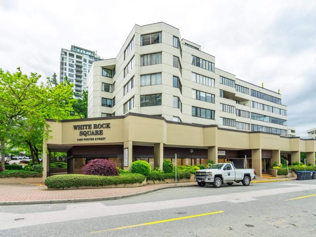 Apartment for sale in White Rock, South Surrey White Rock, 402 1480 Foster Street, 263085167 | Realtylink.org