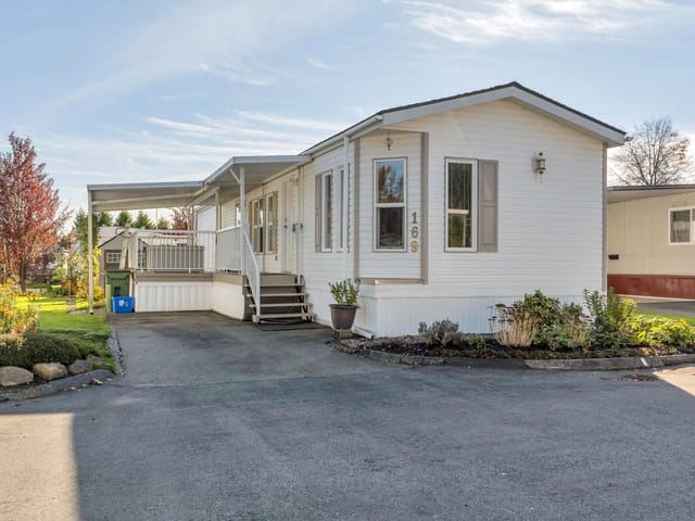 Manufactured Home for sale in Surrey, South Surrey White Rock, 169 1840 160 Street, 263085180 | Realtylink.org