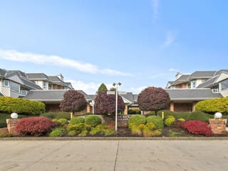 Apartment for sale in Surrey, South Surrey White Rock, 107 13965 16 Avenue, 263085457 | Realtylink.org