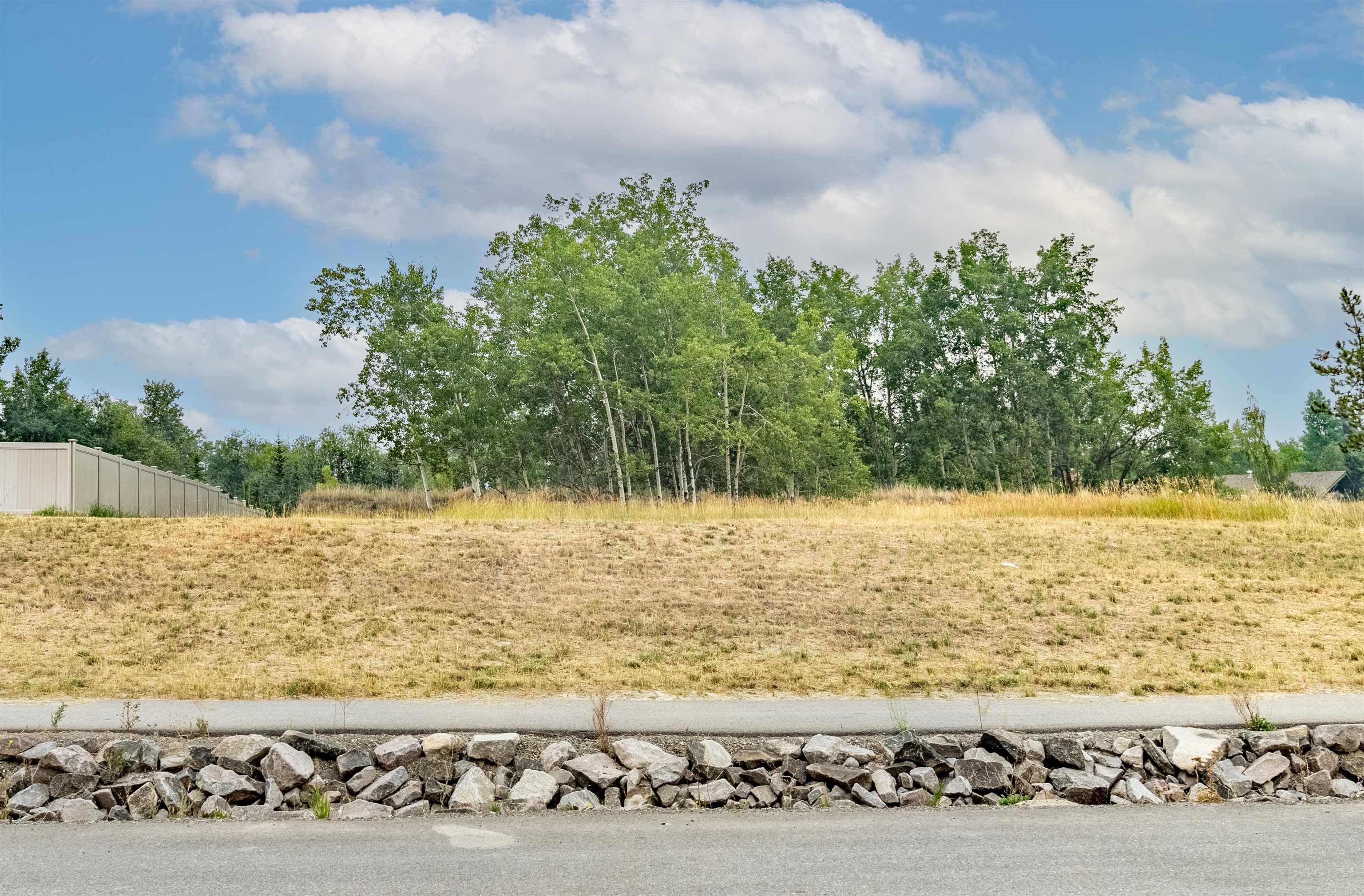 Lot for sale in 100 Mile House, 100 Mile House, 310 Sandhill Crescent, 263085654 | Realtylink.org