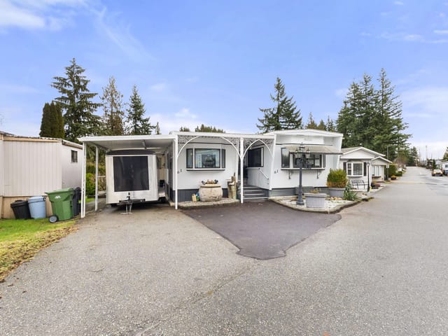 Manufactured Home for sale in Langley, Langley, 61 24330 Fraser Highway, 263086049 | Realtylink.org