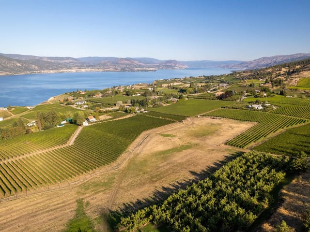 House for sale in Other, 1116 Naramata Road, 263086258 | Realtylink.org