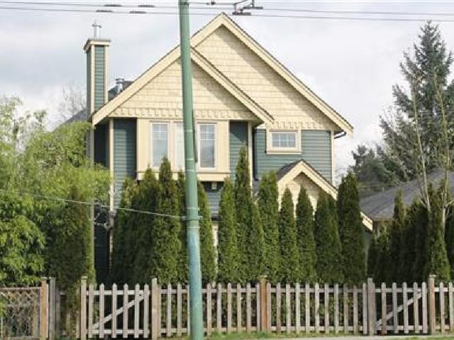 1/2 Duplex for sale in Vancouver, Vancouver East, 1949 E Broadway, 263086297 | Realtylink.org