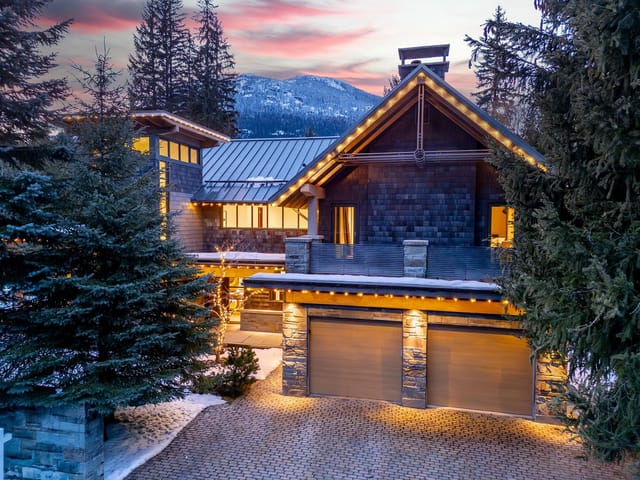 House for sale in Whistler, Whistler, 6677 Crabapple Drive, 263086591 | Realtylink.org