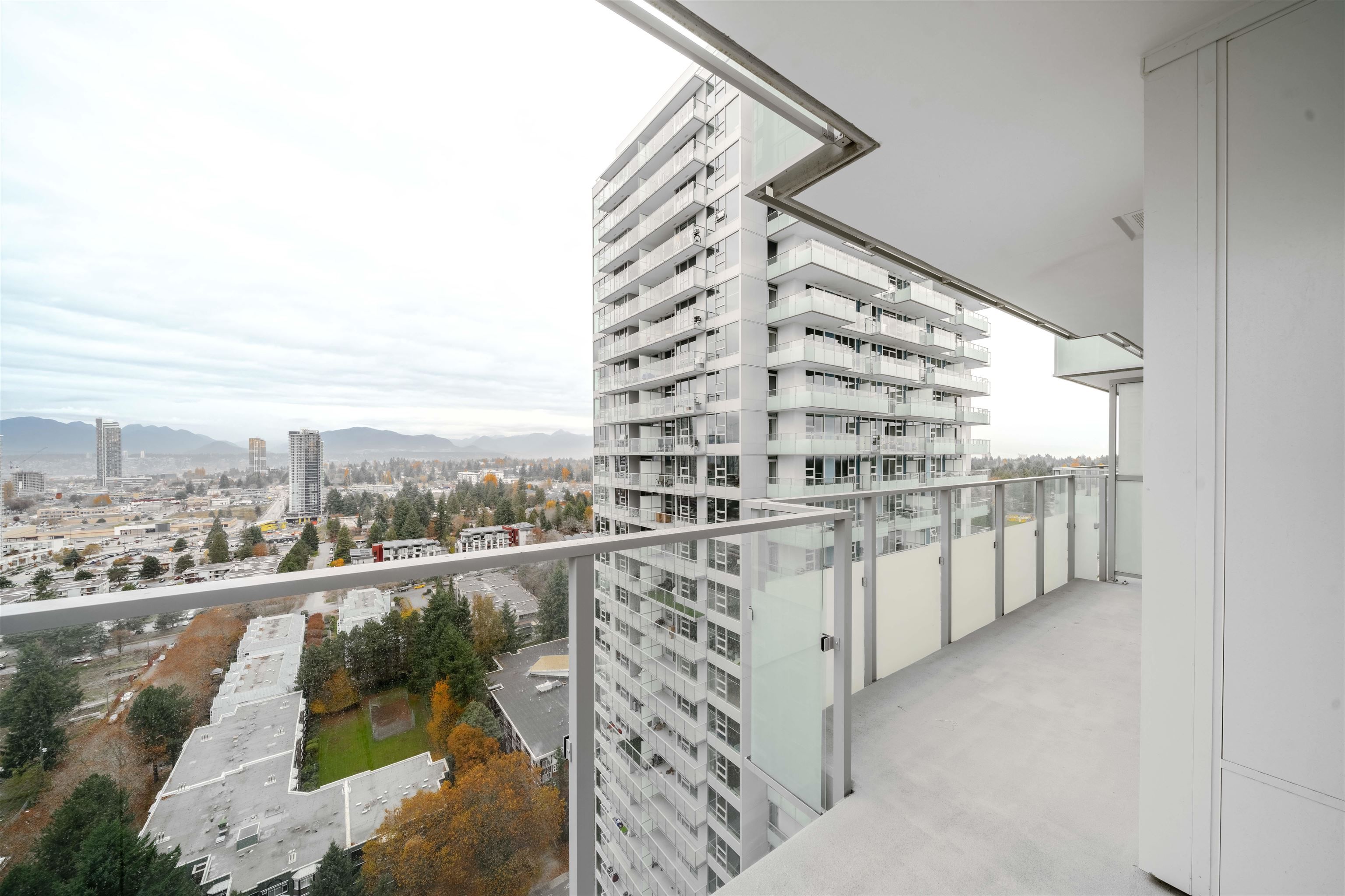 Apartment for sale in Surrey, North Surrey, 2709 13768 100 Avenue, 263086827 | Realtylink.org