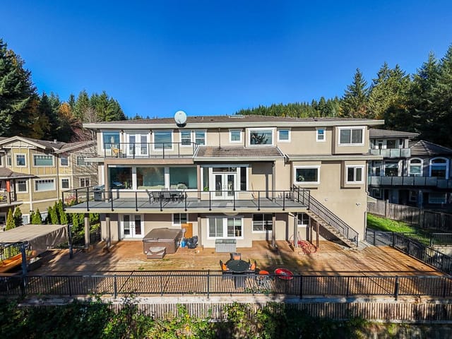 House for sale in Coquitlam, Coquitlam, 2982 Sunridge Court, 263087031 | Realtylink.org