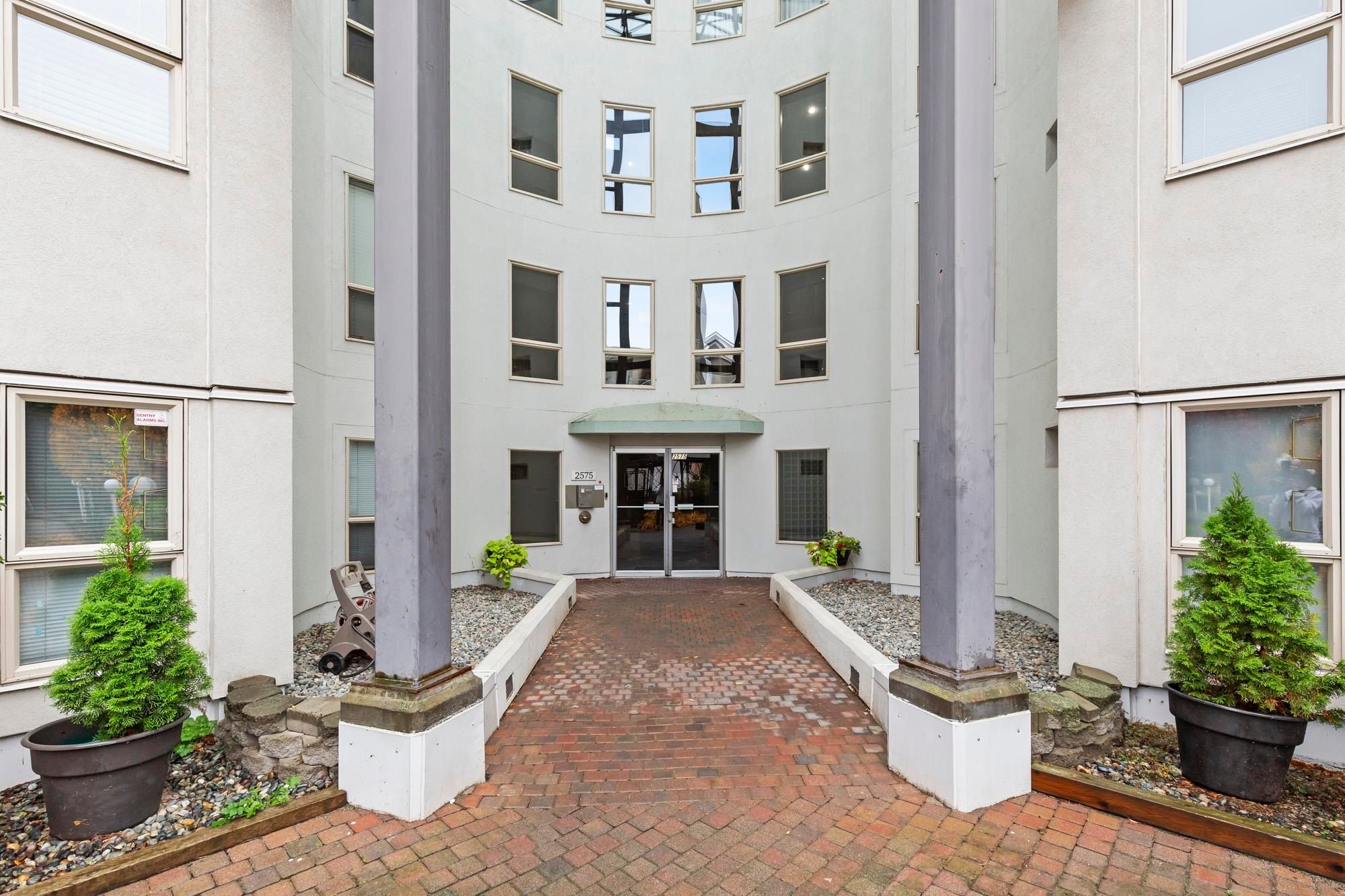 Apartment for sale in Abbotsford, Abbotsford, 208 2575 Ware Street, 263087337 | Realtylink.org