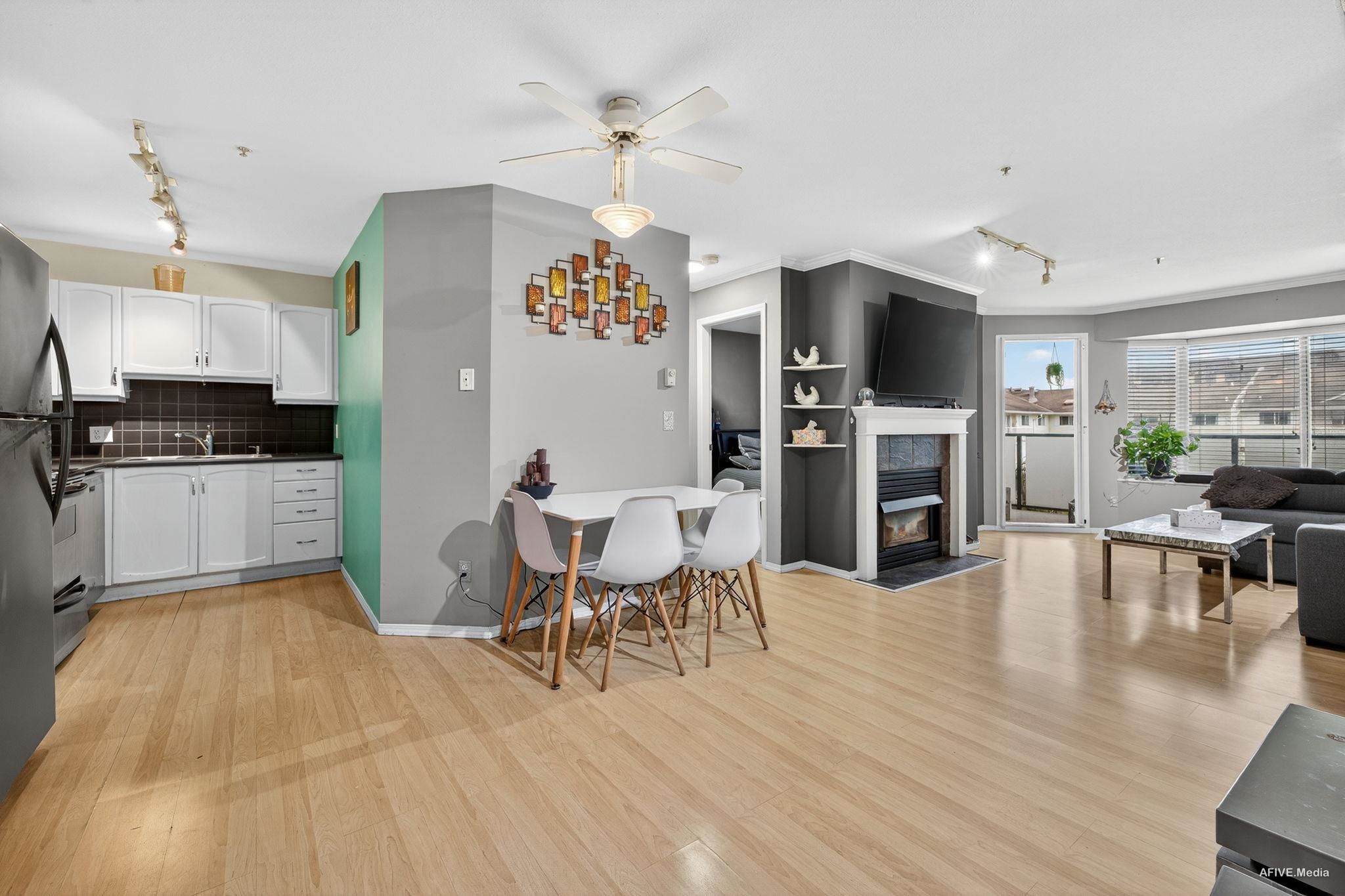 Apartment for sale in Abbotsford, Abbotsford, 307 2958 Trethewey Street, 263087390 | Realtylink.org