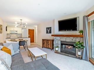Apartment for sale in Whistler, Whistler, 336 4800 Spearhead Drive, 263087407 | Realtylink.org