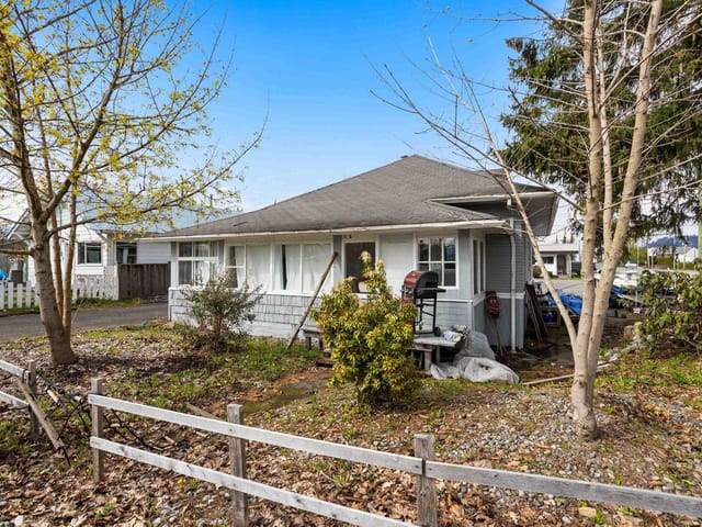 House for sale in Abbotsford, Abbotsford, 34595 2 Avenue, 263087430 | Realtylink.org