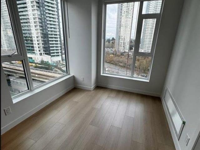 Apartment for sale in Surrey, North Surrey, 704 13725 George Junction, 263087714 | Realtylink.org