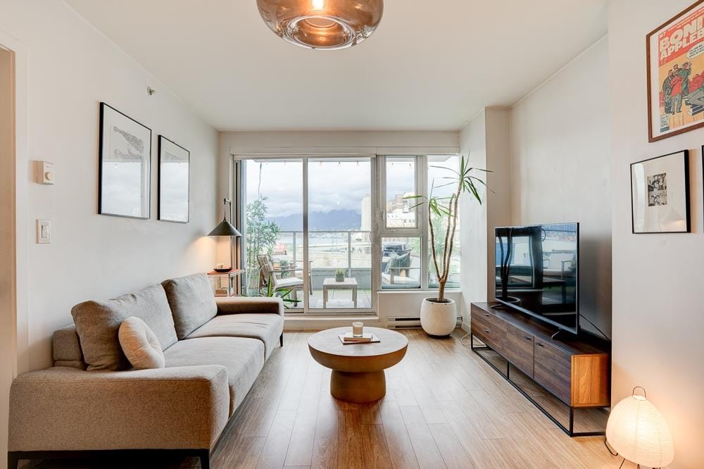 Apartment for sale in Vancouver, Vancouver East, 201 983 E Hastings Street, 263088051 | Realtylink.org