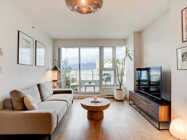 Apartment for sale in Vancouver, Vancouver East, 201 983 E Hastings Street, 263088051 | Realtylink.org