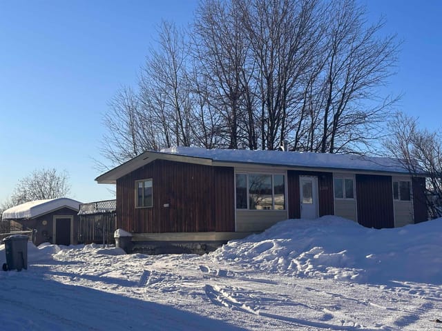 House for sale in Fort Nelson, Fort Nelson, 5204 Tamarack Crescent, 263088052 | Realtylink.org