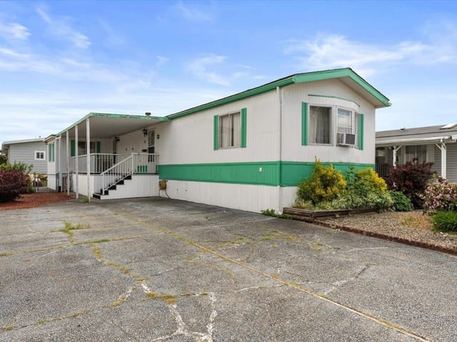 Manufactured Home for sale in Chilliwack, Chilliwack, 33 9055 Ashwell Road, 263088055 | Realtylink.org