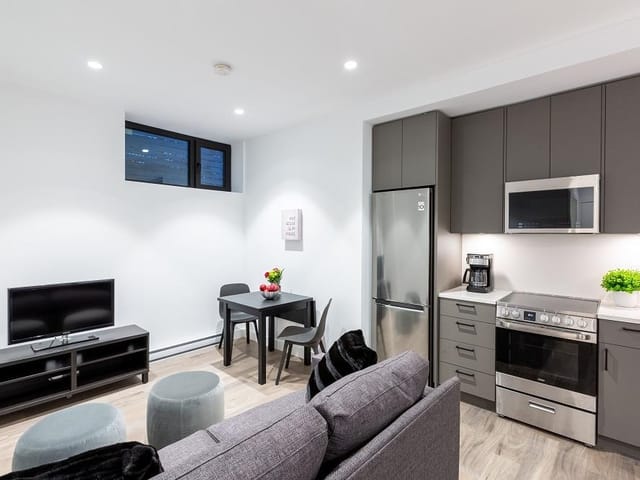 Other Property for rent in Vancouver, Vancouver West, 3256 West 16 Avenue, 263088096 | Realtylink.org