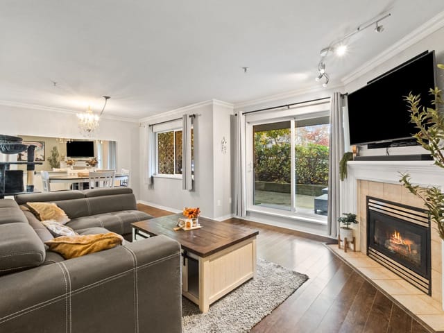 Apartment for sale in Surrey, South Surrey White Rock, 101 15150 29a Avenue, 263088211 | Realtylink.org