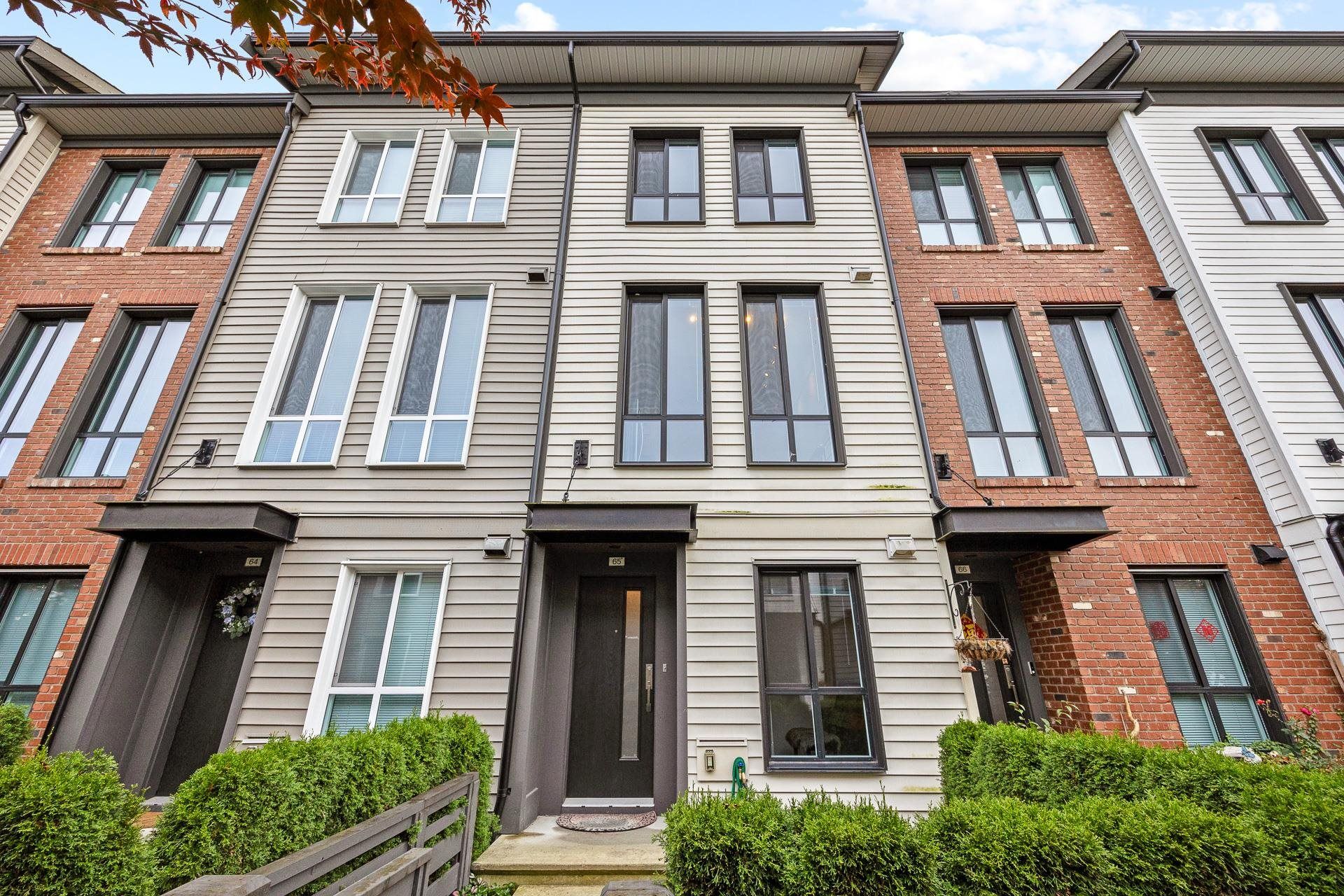 Townhouse for sale in Surrey, South Surrey White Rock, 65 15898 27 Avenue, 263088424 | Realtylink.org