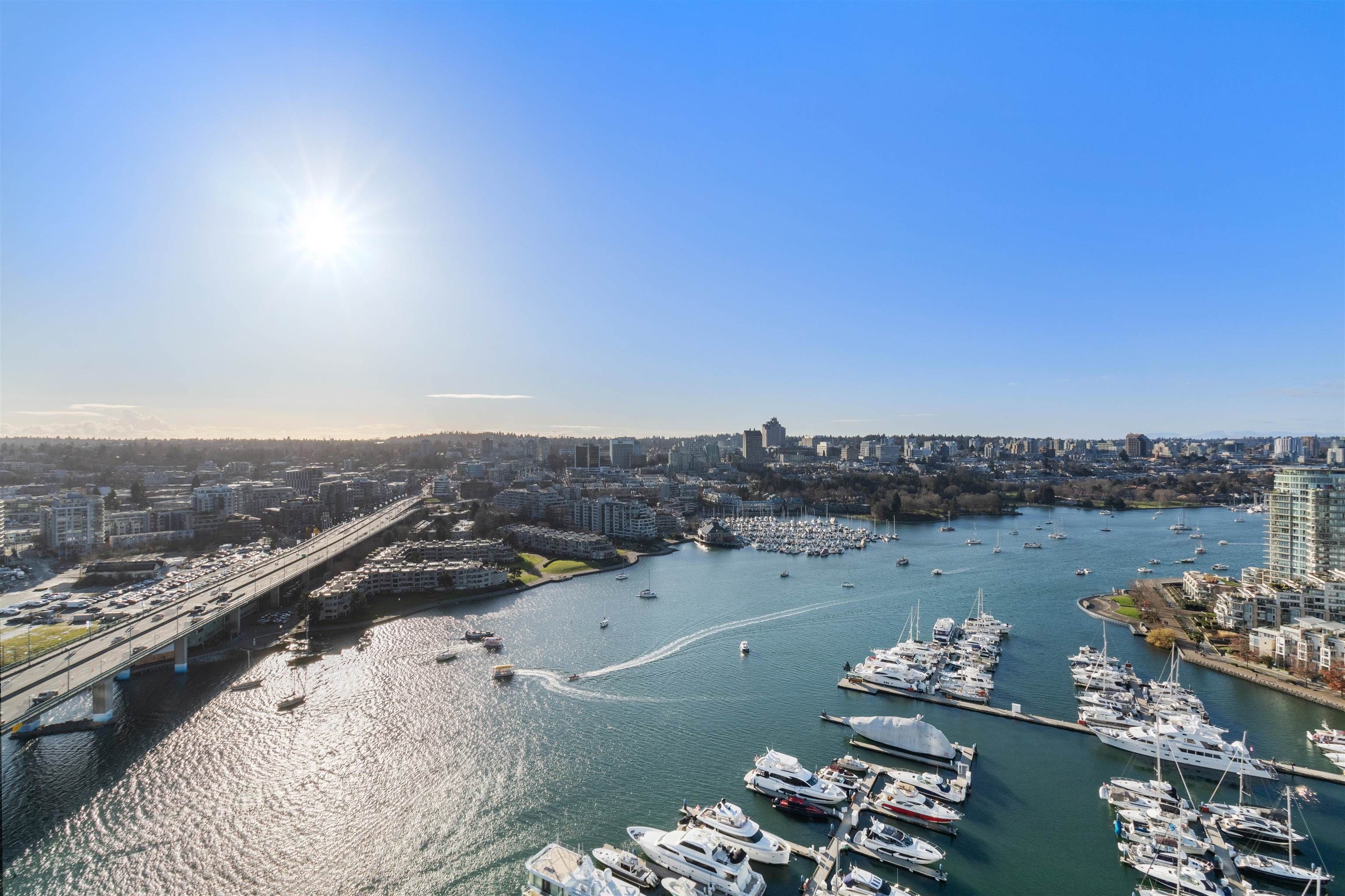 Apartment for sale in Vancouver, Vancouver West, 3307 1033 Marinaside Crescent, 263088823 | Realtylink.org