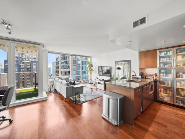 Apartment for sale in Vancouver, Vancouver West, 1708 1055 Richards Street, 263089083 | Realtylink.org