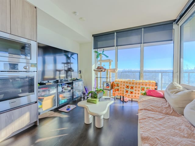 Apartment for sale in Burnaby, Burnaby North, 1602 4890 Lougheed Highway, 263089519 | Realtylink.org