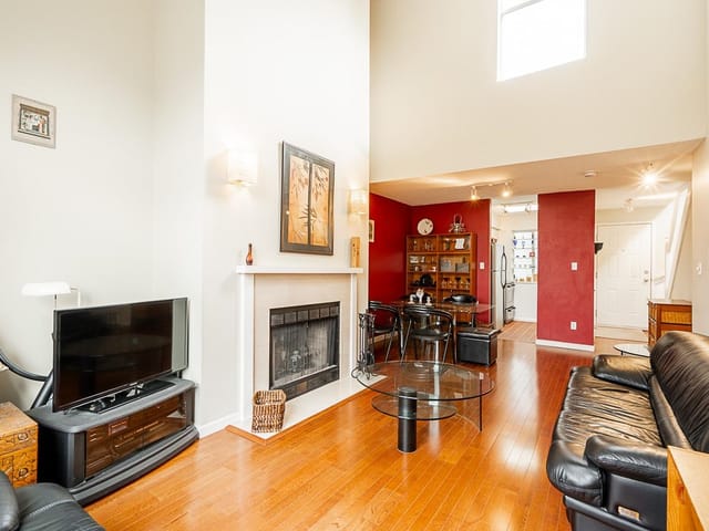 Apartment for sale in Vancouver, Vancouver West, 304 592 W 16th Avenue, 263089826 | Realtylink.org