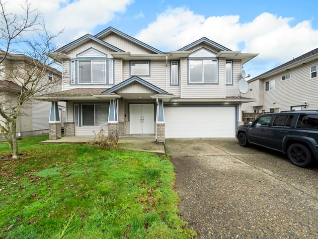 House for sale in Abbotsford, Abbotsford, 31449 Legacy Court, 263089928 | Realtylink.org