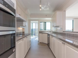 Apartment for rent in North Vancouver, West Vancouver, 16C 328 Taylor Way, 263090073 | Realtylink.org