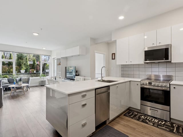 Apartment for sale in Surrey, North Surrey, 124 10838 Whalley Boulevard, 263090204 | Realtylink.org