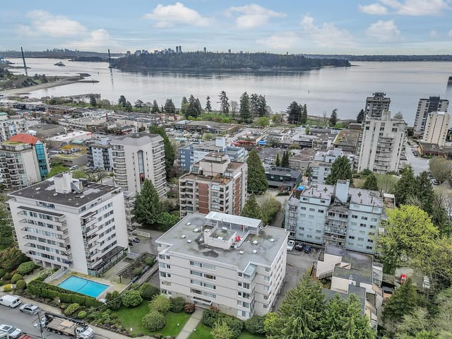 Apartment for sale in West Vancouver, West Vancouver, 101 1750 Esquimalt Avenue, 263090243 | Realtylink.org