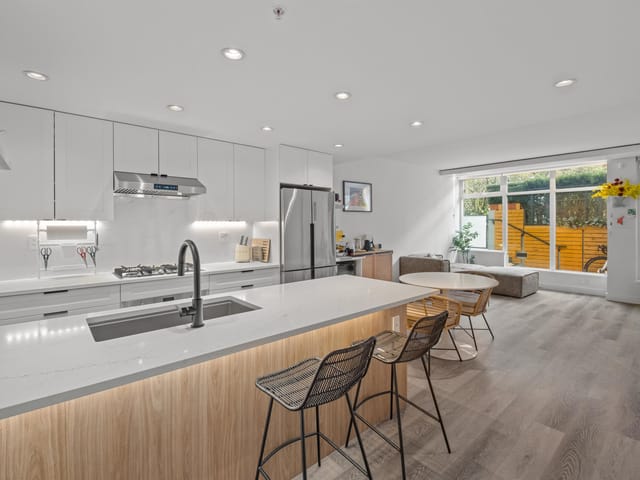 Townhouse for sale in Vancouver, Vancouver West, 2405 Heather Street, 263090350 | Realtylink.org