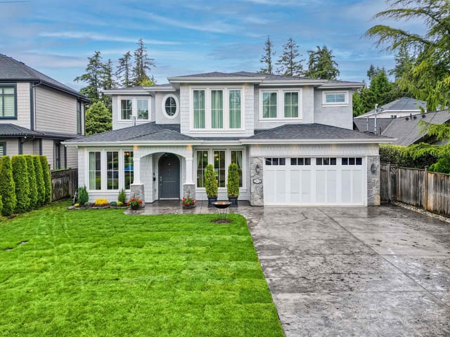 House for sale in Surrey, South Surrey White Rock, 13171 15a Avenue, 263090381 | Realtylink.org
