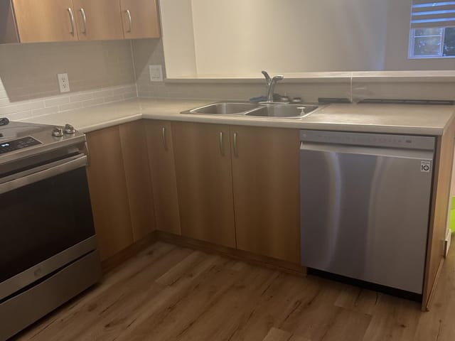 Townhouse for rent in Surrey, Surrey, 103 103 15155 62a a 103 15155 62a Avenue, 263090437 | Realtylink.org