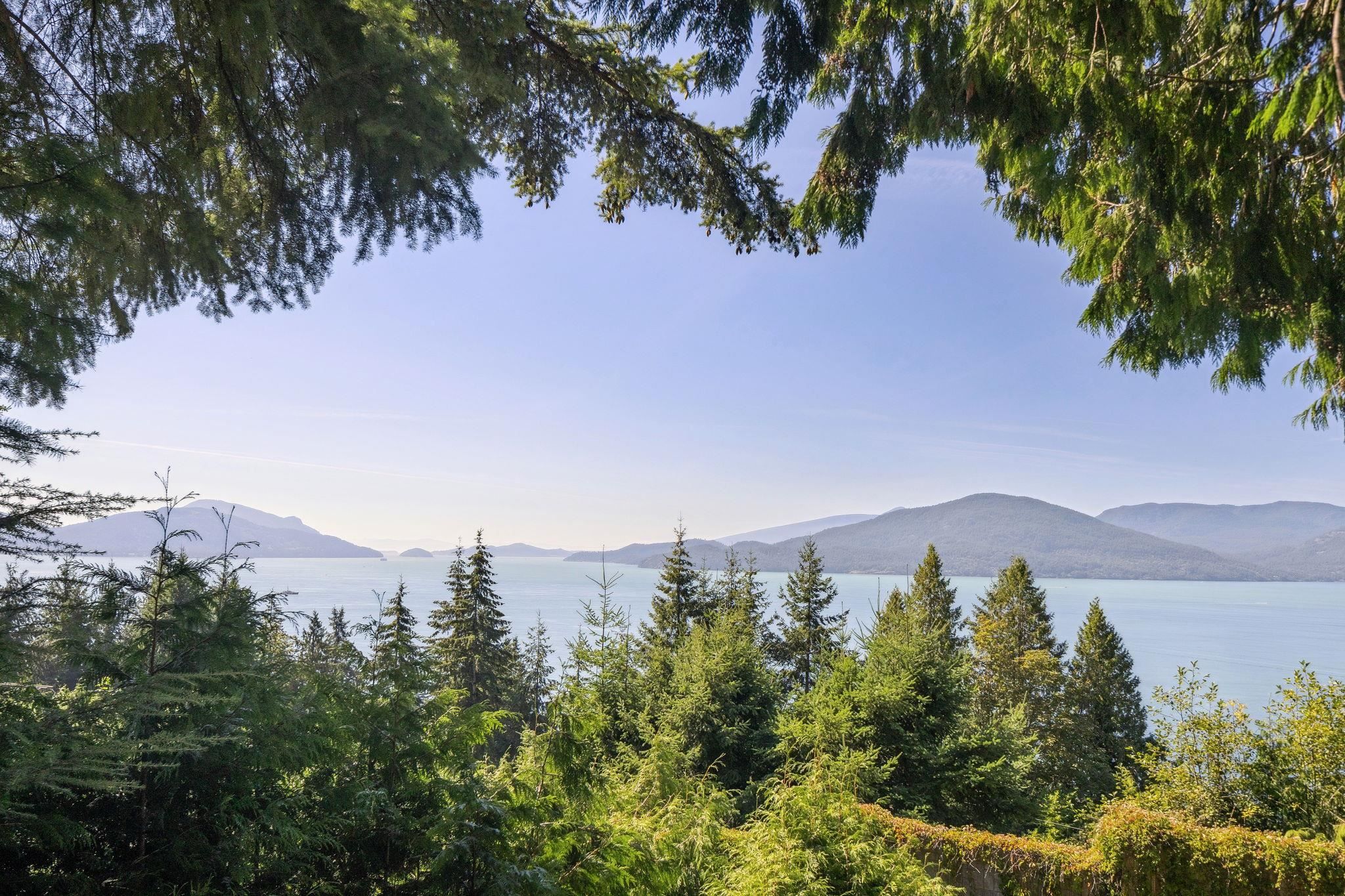 House for sale in Lions Bay, West Vancouver, 330 Bayview Road, 263090524 | Realtylink.org