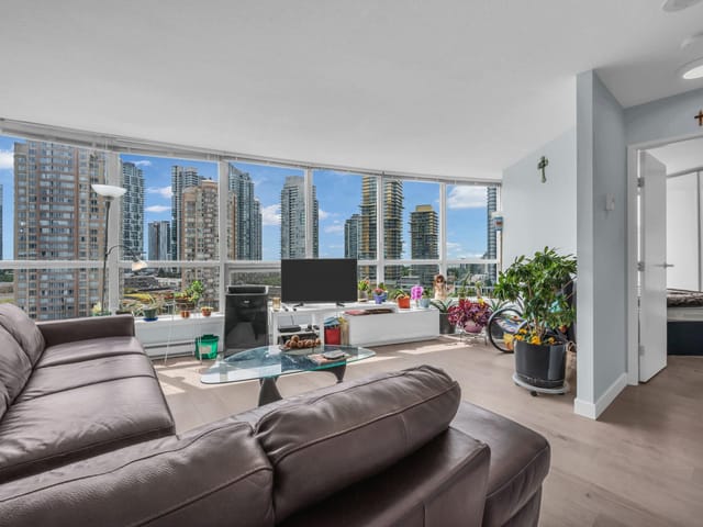 Apartment for sale in Burnaby, Burnaby South, 1801 6088 Willingdon Avenue, 263090635 | Realtylink.org