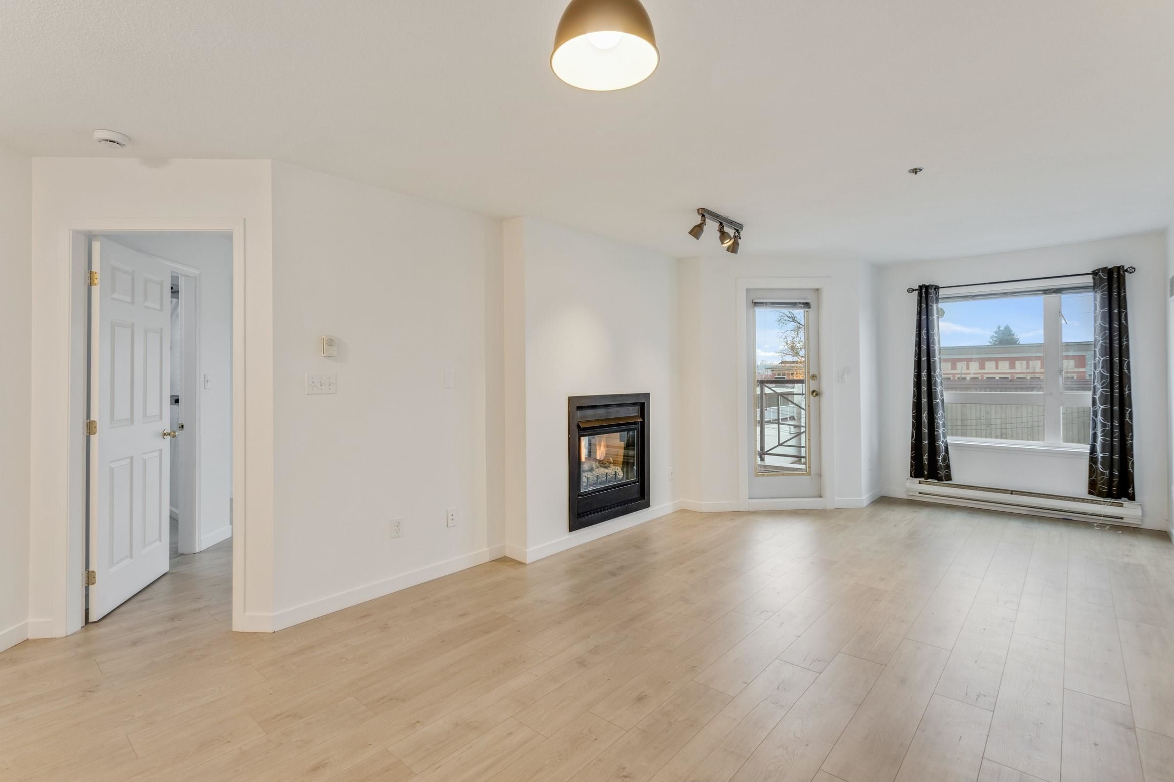 Apartment for sale in Port Coquitlam, Port Coquitlam, 307 2335 Whyte Avenue, 263090675 | Realtylink.org