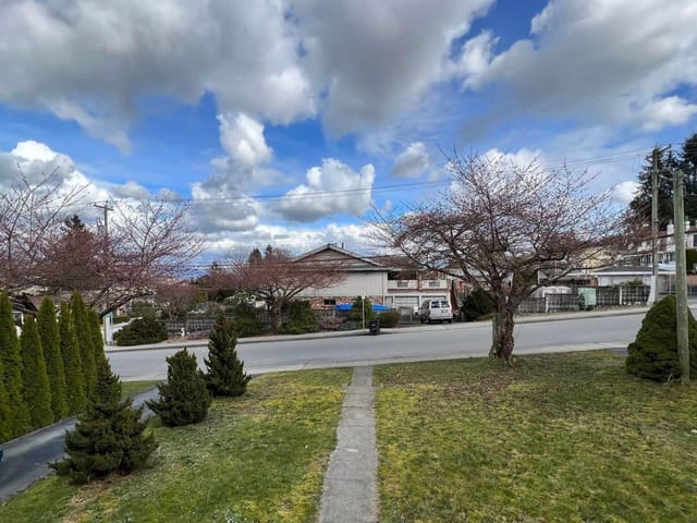 House for rent in Burnaby, Burnaby South, 556x Sussex Avenue, 263090831 | Realtylink.org