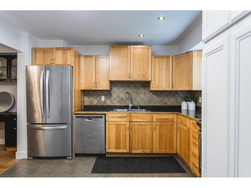 Townhouse for rent in Surrey, Surrey, 61 6645 138, 263090861 | Realtylink.org