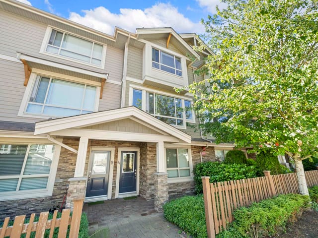 Townhouse for sale in Langley, Langley, 4 19752 55a Avenue, 263090960 | Realtylink.org