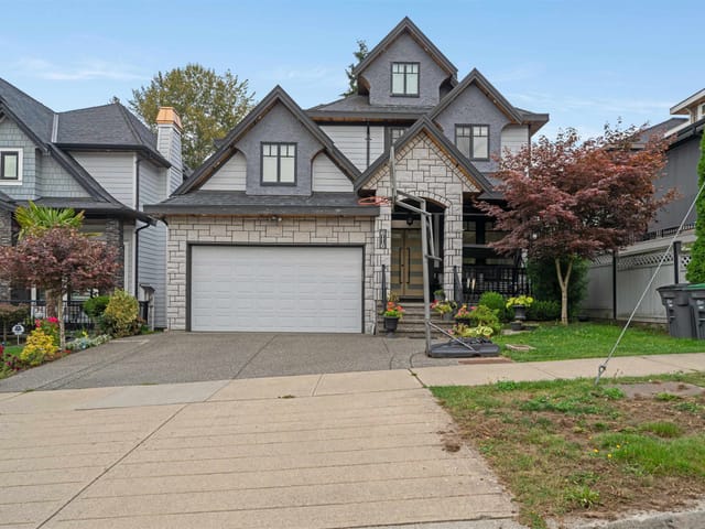 House for sale in Surrey, Surrey, 6116 140 Street, 263091187 | Realtylink.org