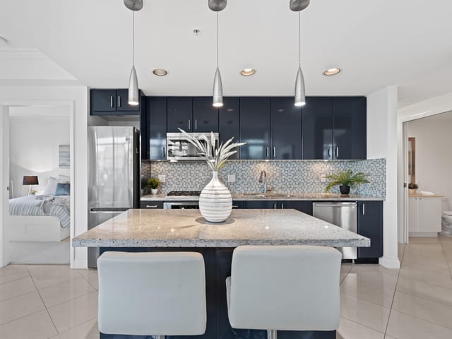 Apartment for sale in North Vancouver, North Vancouver, 502 172 Victory Ship Way, 263091459 | Realtylink.org