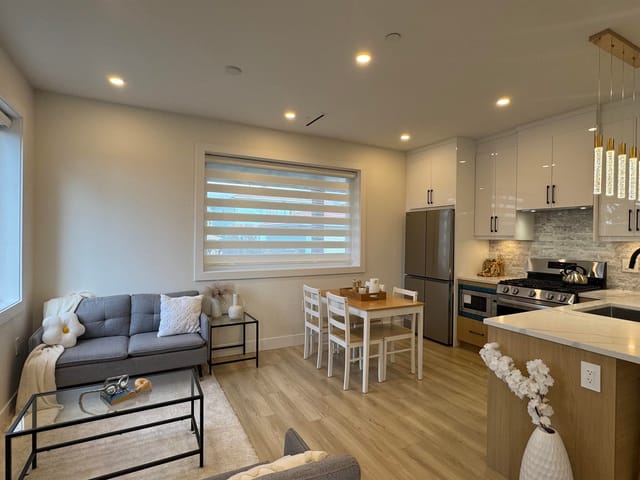 1/2 Duplex for sale in Vancouver, Vancouver East, 1 2703 E 3rd Avenue, 263091508 | Realtylink.org