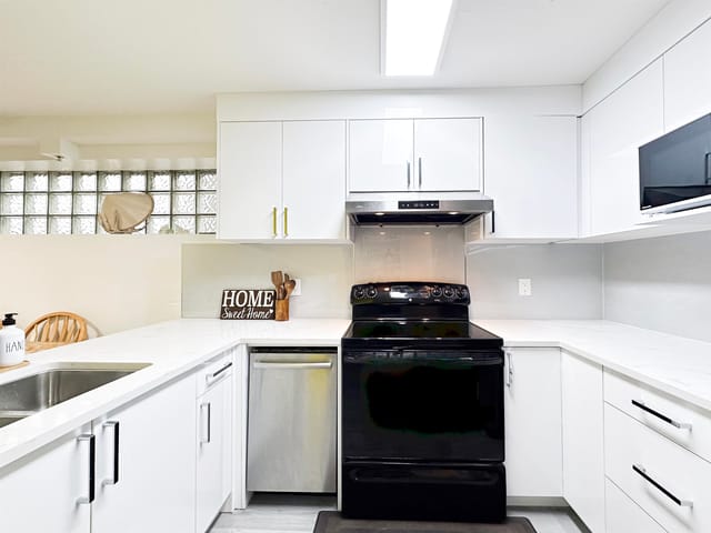 Apartment for sale in Maple Ridge, Maple Ridge, 211 22356 McIntosh Avenue, 263091585 | Realtylink.org